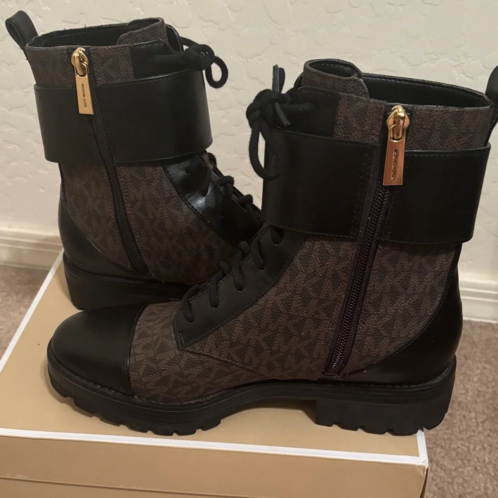 Michael Kors Black and Brown Lace-Up Boots - Picture 2 of 3
